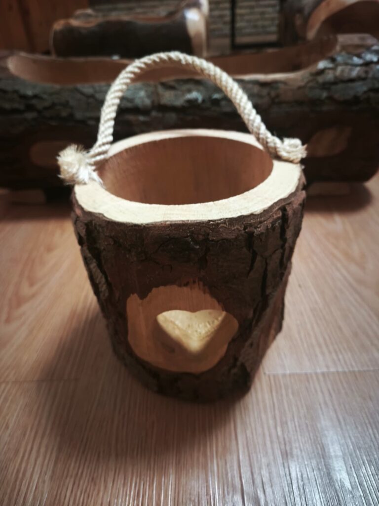 Secchiello in legno